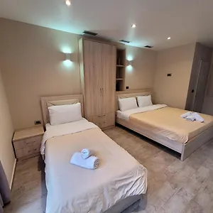 domi-bed-breakfast.hotels-in-tirana.com/