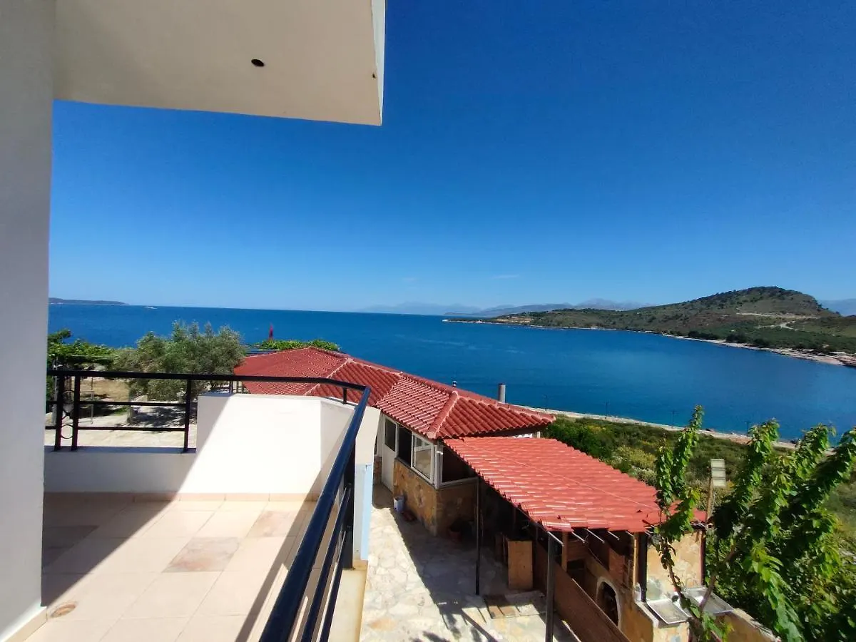Vila Bello Ksamil 4*,