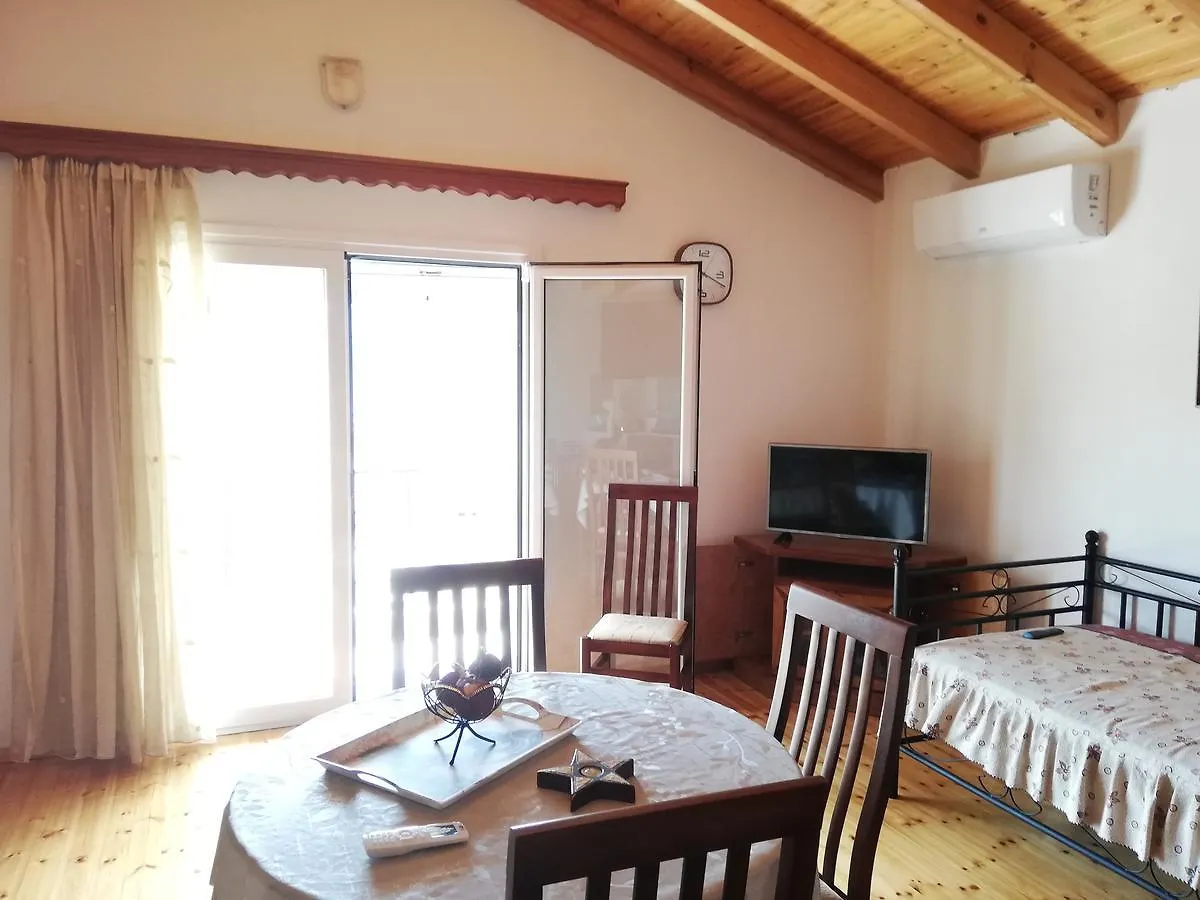 Vila Bello Ksamil Hotel